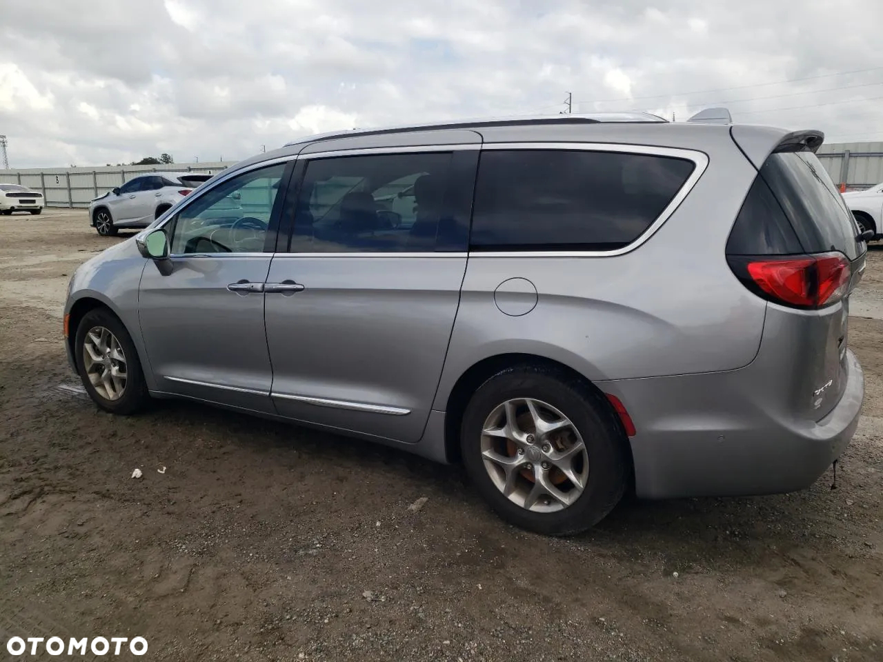 Wszystkie części CHRYSLER Pacifica 2016- - 12