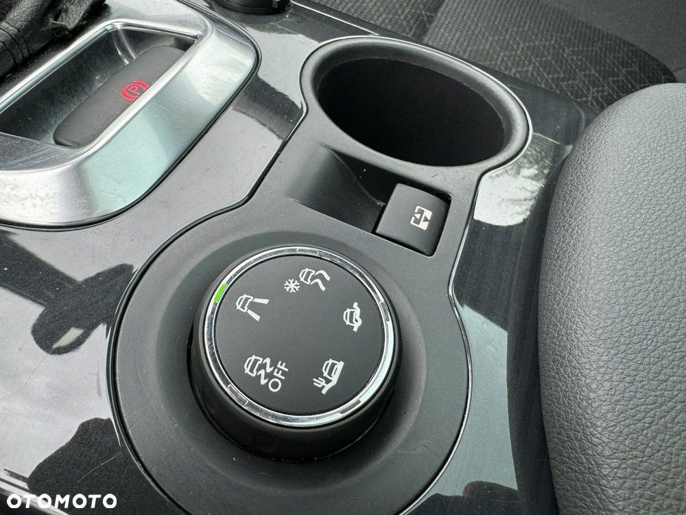 Peugeot 3008 2.0 BlueHDi Style - 25