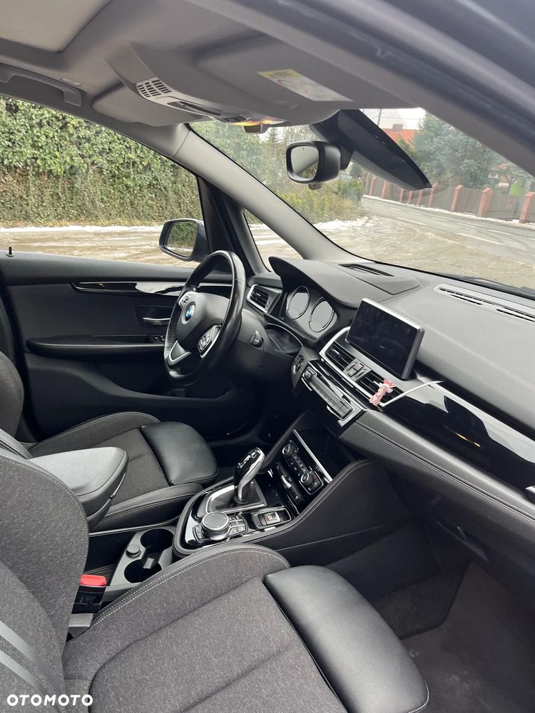BMW Seria 2 218d xDrive Sport Line - 8