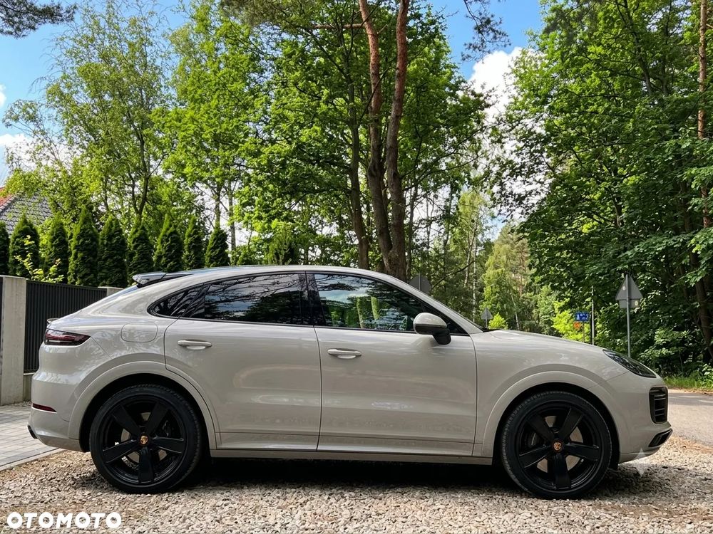 Porsche Cayenne - 5