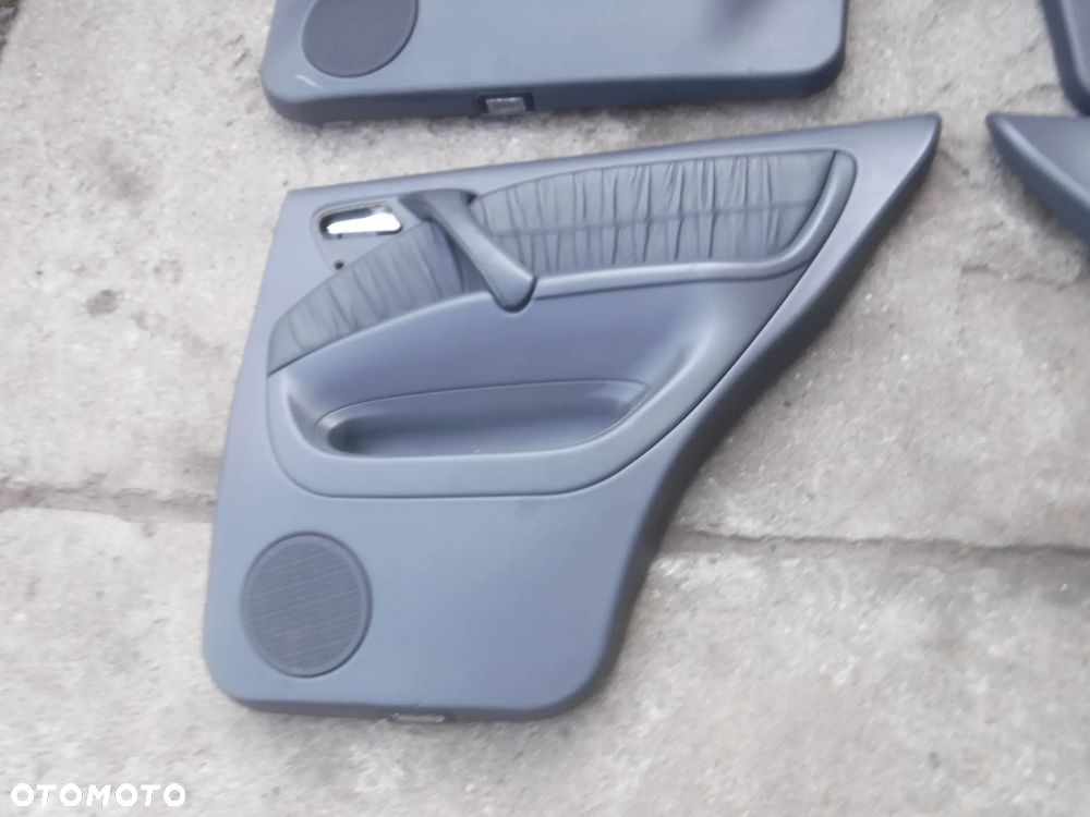 Mercedes Ml W163 boczki tapicerki drzwi przod tyl lewa prawa skorzane skory kpl  EUROPA - 5