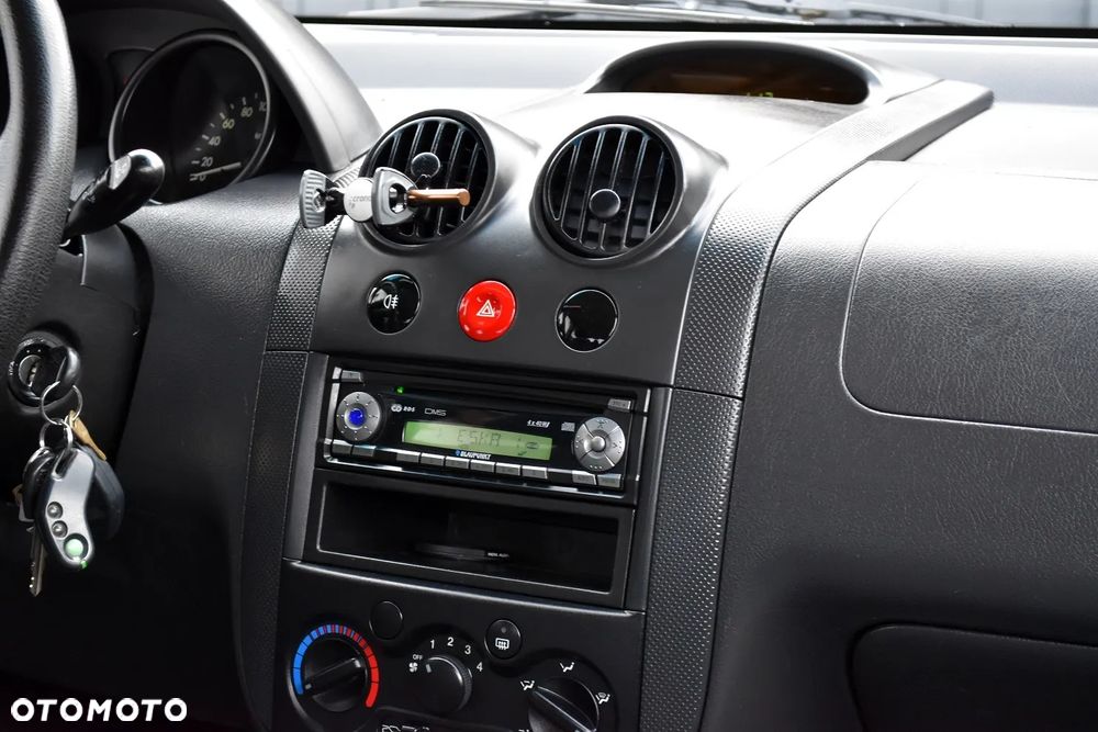 Chevrolet Aveo 1.2 Star (abs) - 25