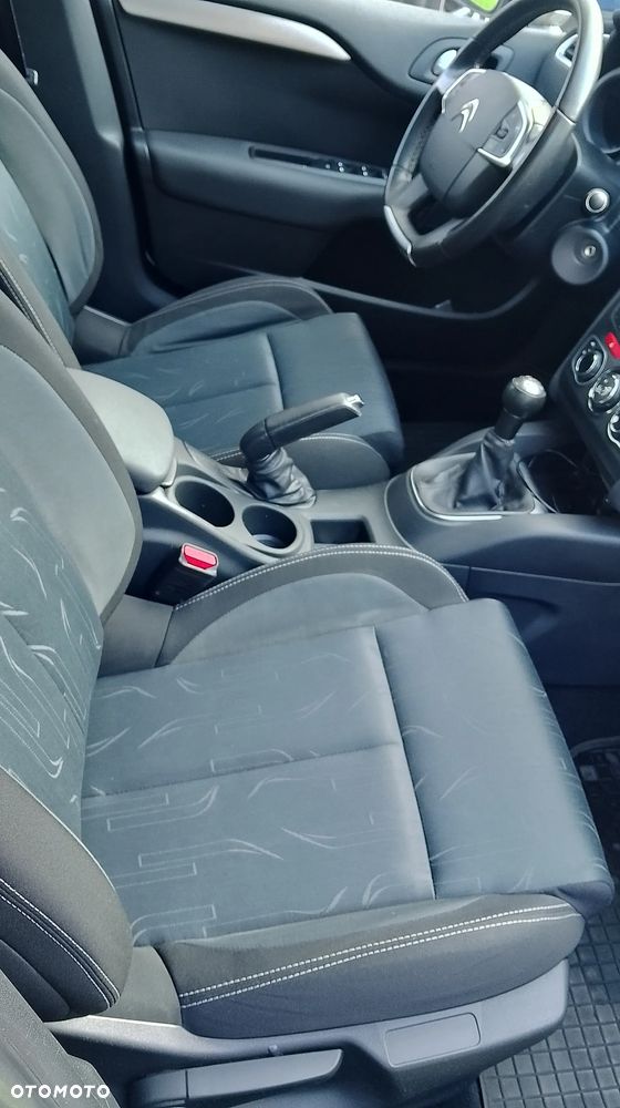 Citroën C4 1.4 VTi Seduction - 18