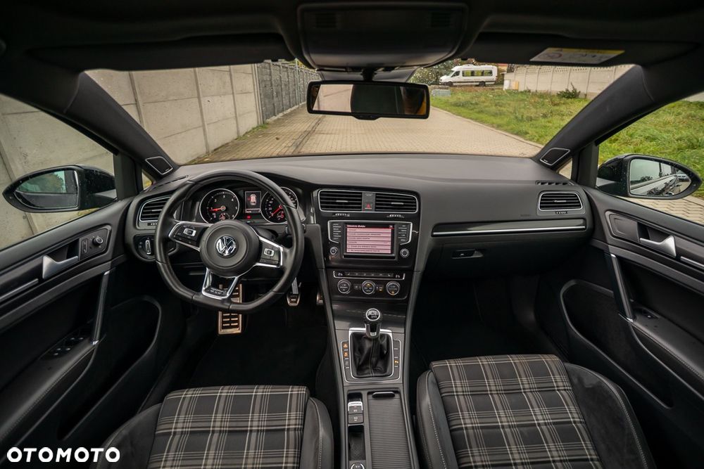 Volkswagen Golf Variant GTD (BlueMotion Technology) - 38