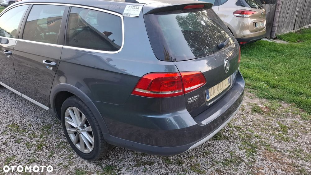 Volkswagen Passat Alltrack - 4