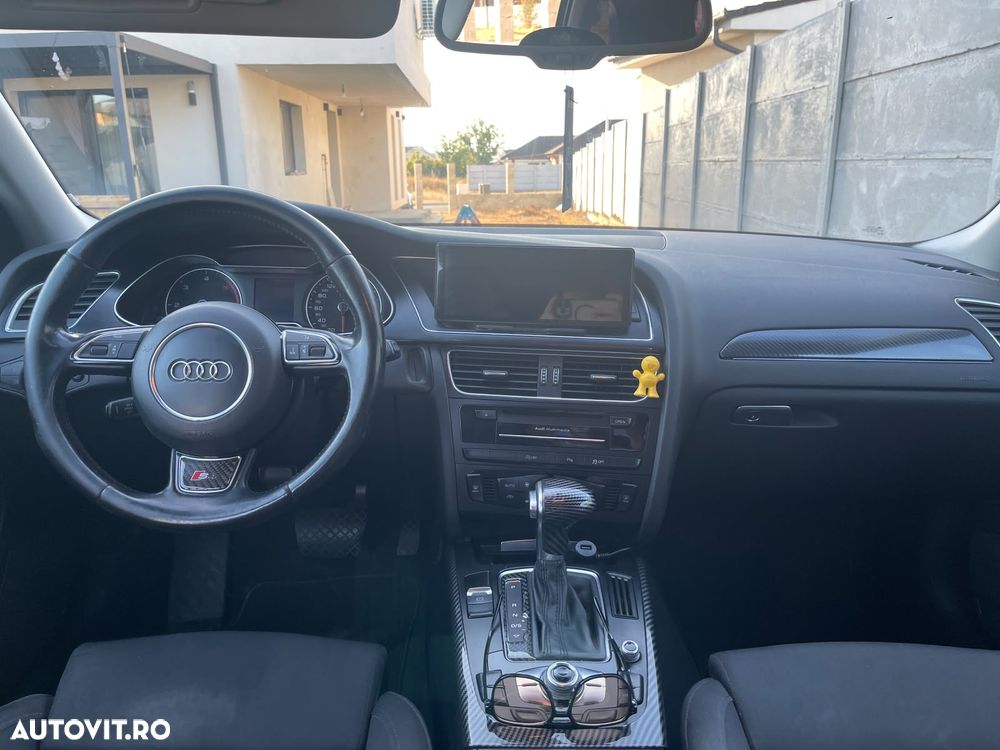 Audi A4 Avant 2.0 TDI Multitronic - 8