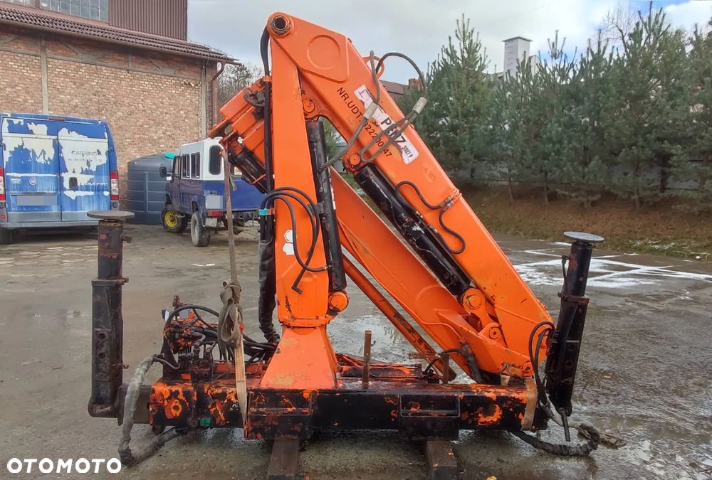 Żuraw samochodowy Penz 9902P - 1