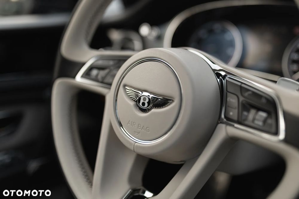 Bentley Bentayga - 27