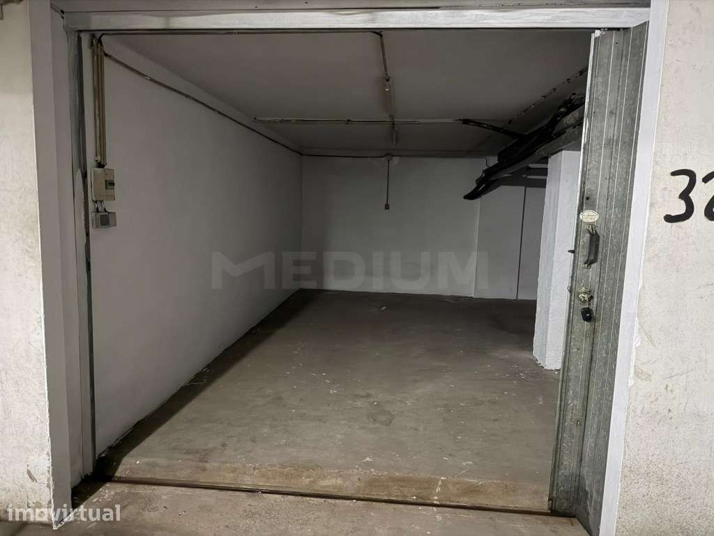 Garagem fechada no centro da cidade - Grande imagem: 3/5