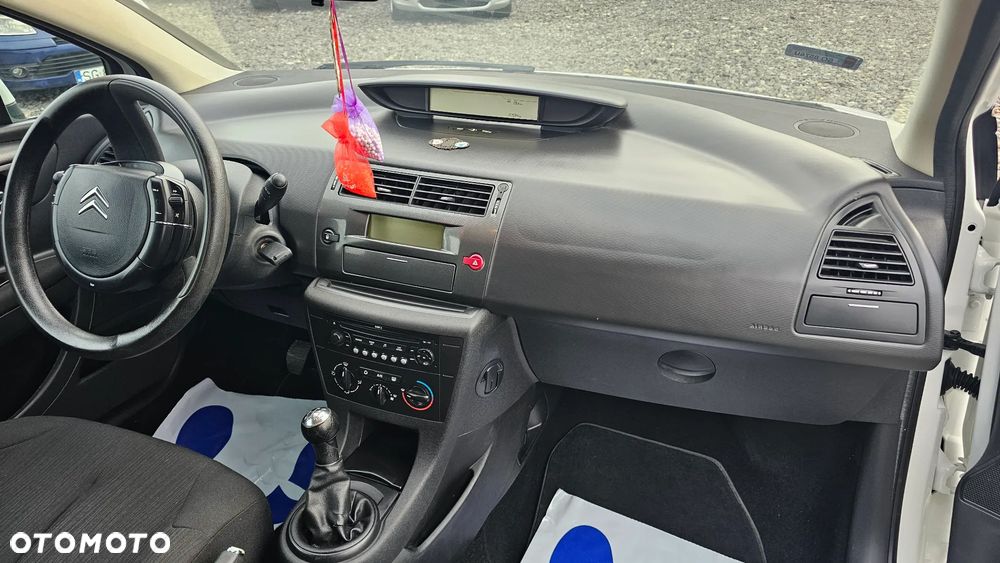 Citroën C4 1.6 16V Impress - 16