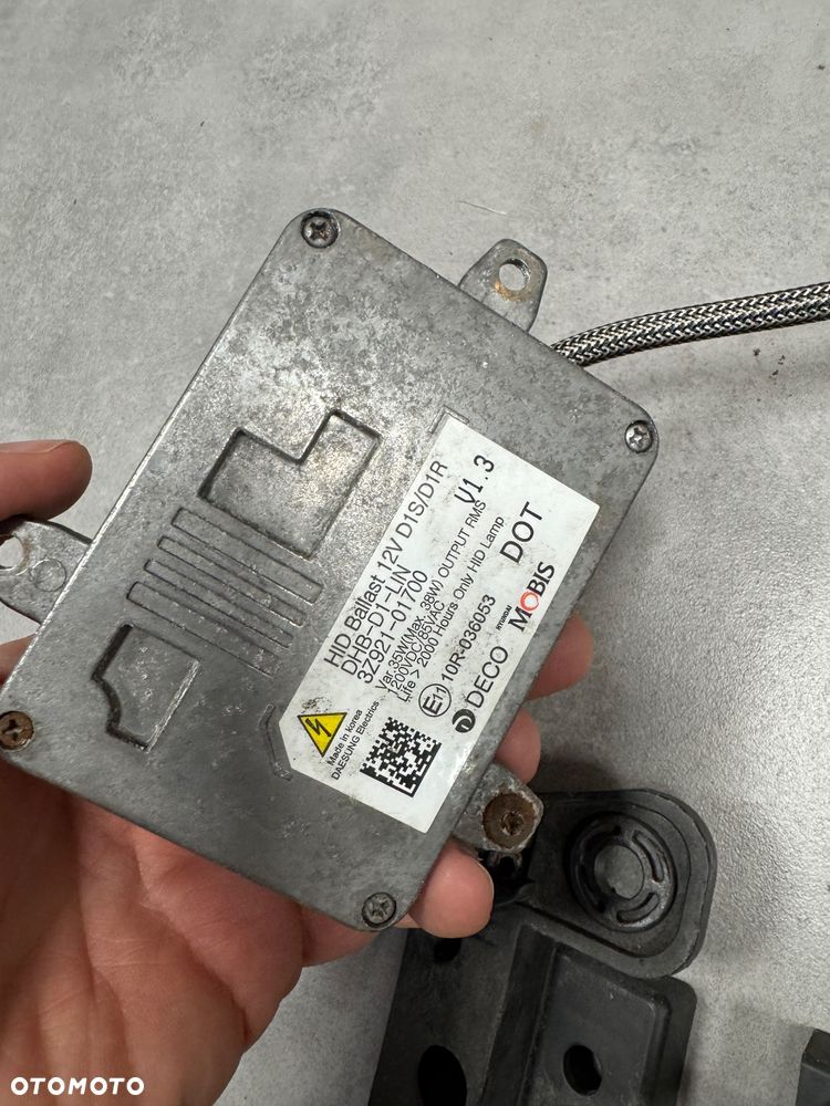 Hyundai IX35 przetwornica xenon - 4