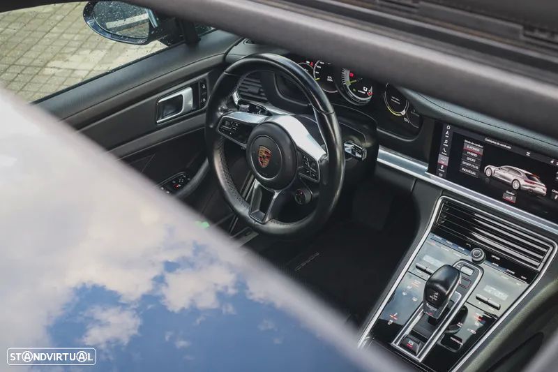 Porsche Panamera Sport Turismo 4 E-Hybrid Platinum Edition - 3