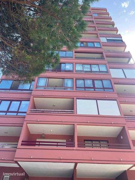 Arrendamento de apartamento T0 na Rua Elvira Velez, 1 - Grande imagem: 2/12
