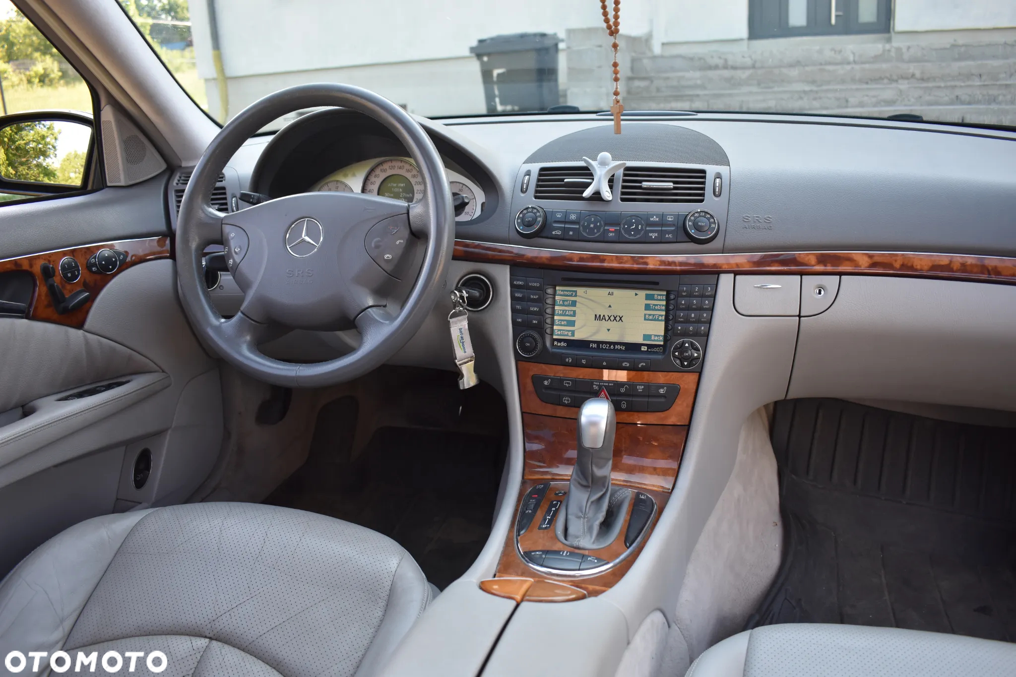 Mercedes-Benz Klasa E 320 CDI 4-Matic Avantgarde - 4