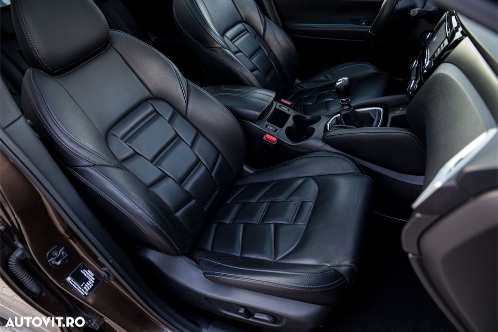 Nissan Qashqai 1.6 DIG-T TEKNA+ - 16