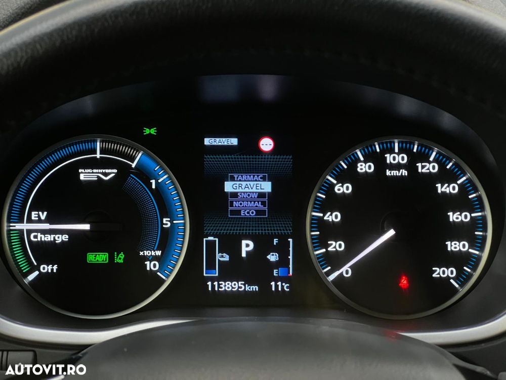 Mitsubishi Eclipse-Cross - 33