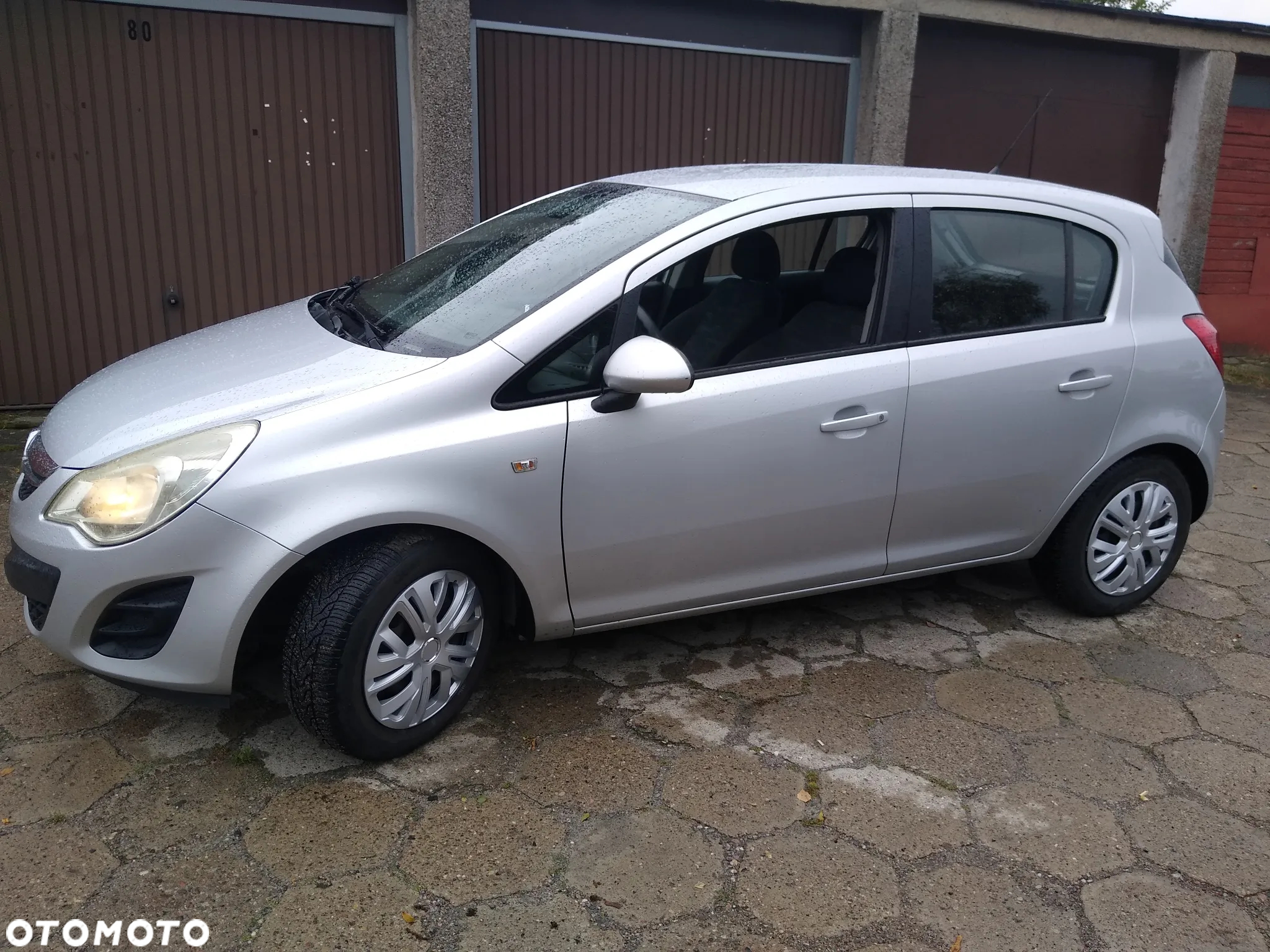 Opel Corsa 1.2 16V Essentia - 14