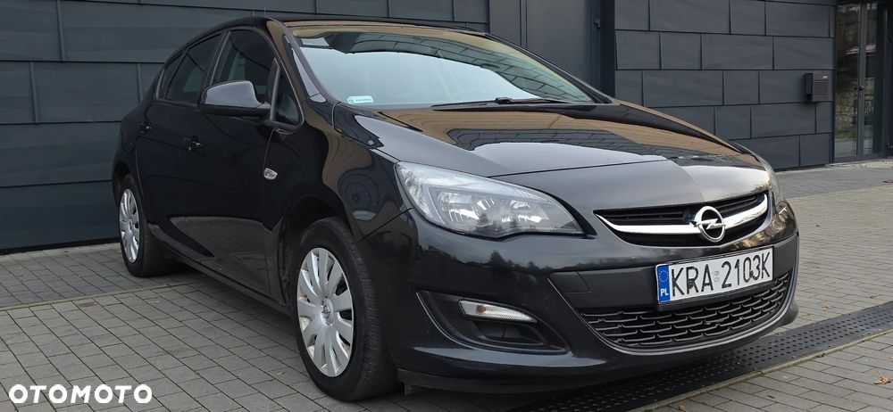 Opel Astra - 2