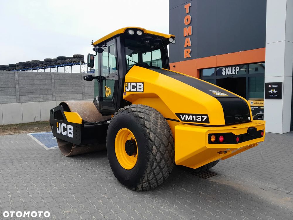 JCB VM137D - 9