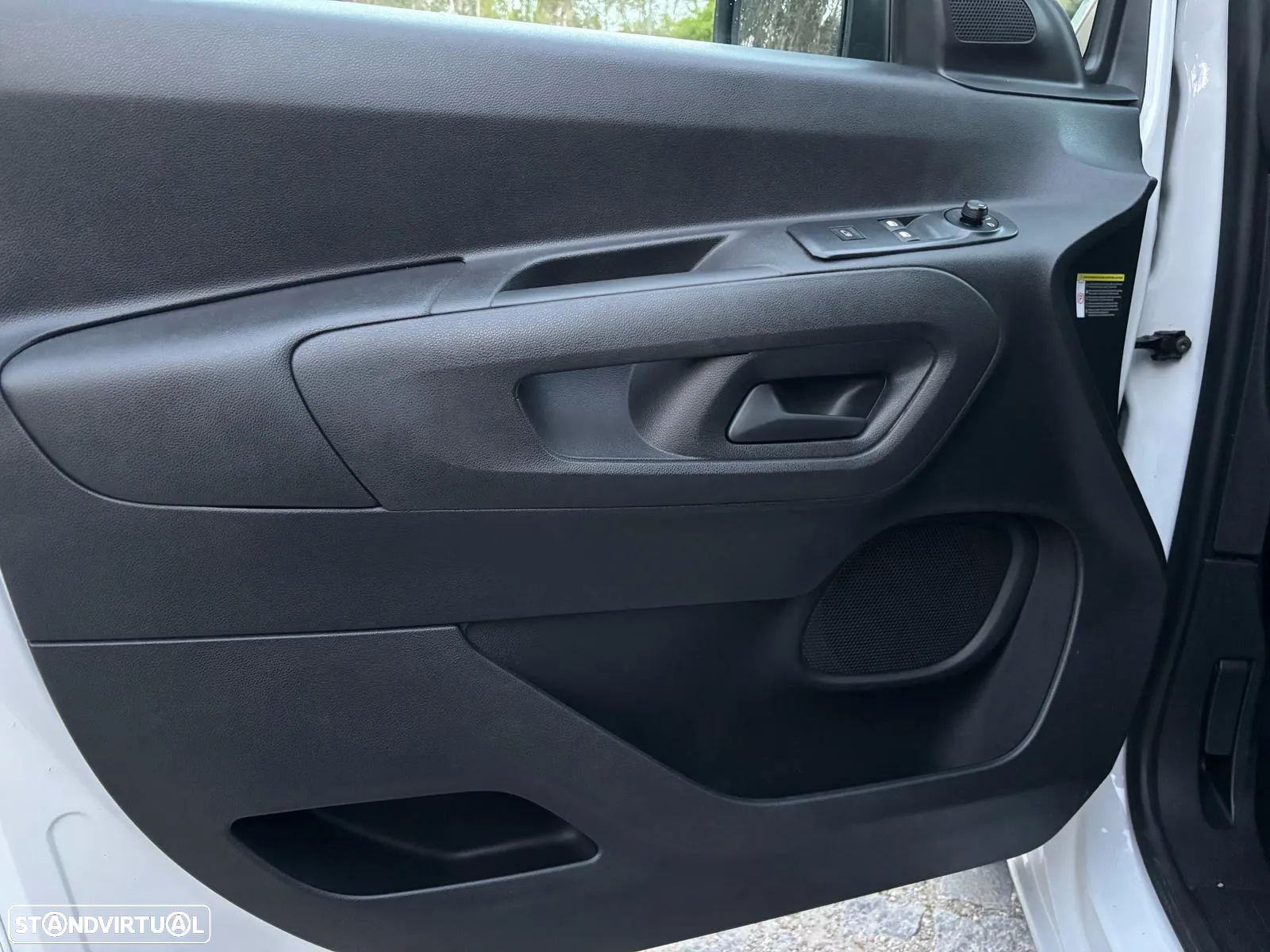Fiat Doblo 1.5 BlueHDi Maxi   IVA DEDUTIVÉL - 12