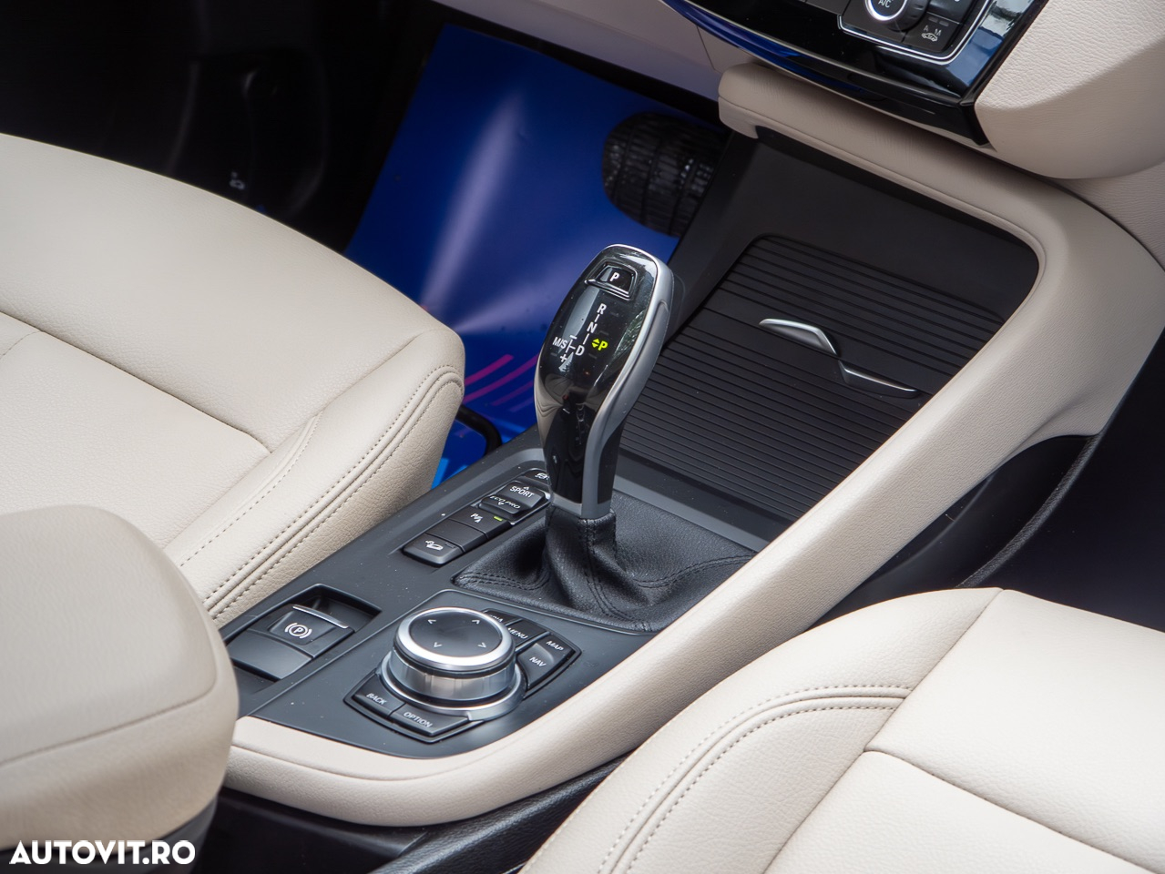 BMW X1 xDrive20d AT - 25