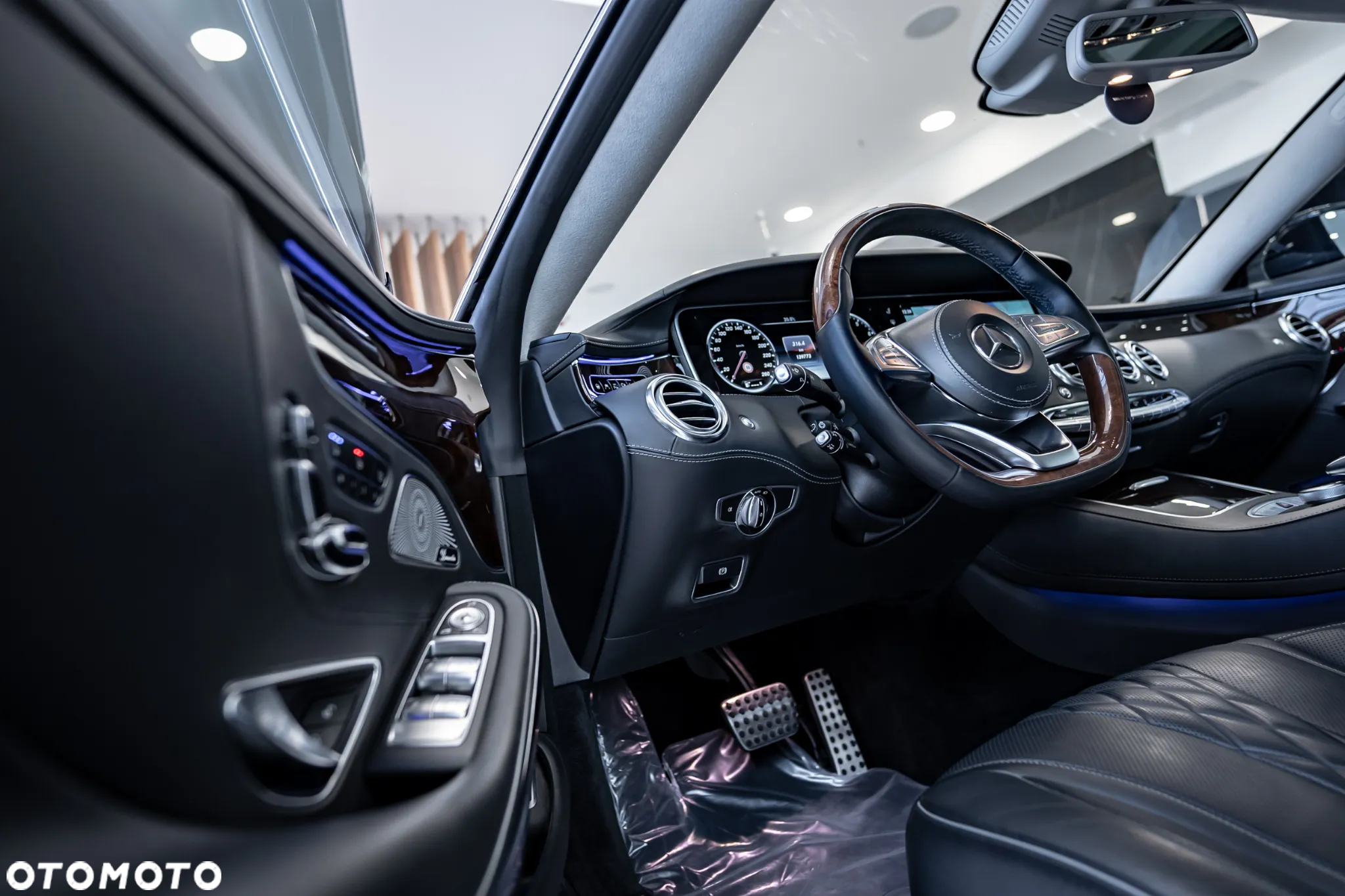 Mercedes-Benz Klasa S 500 Coupe 4Matic 9G-TRONIC - 22