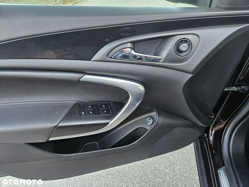 Opel Insignia - 13