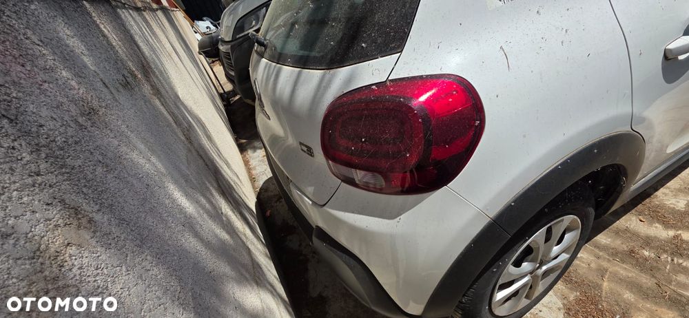 Citroën C3 Pure Tech 83 S&S SHINE - 13