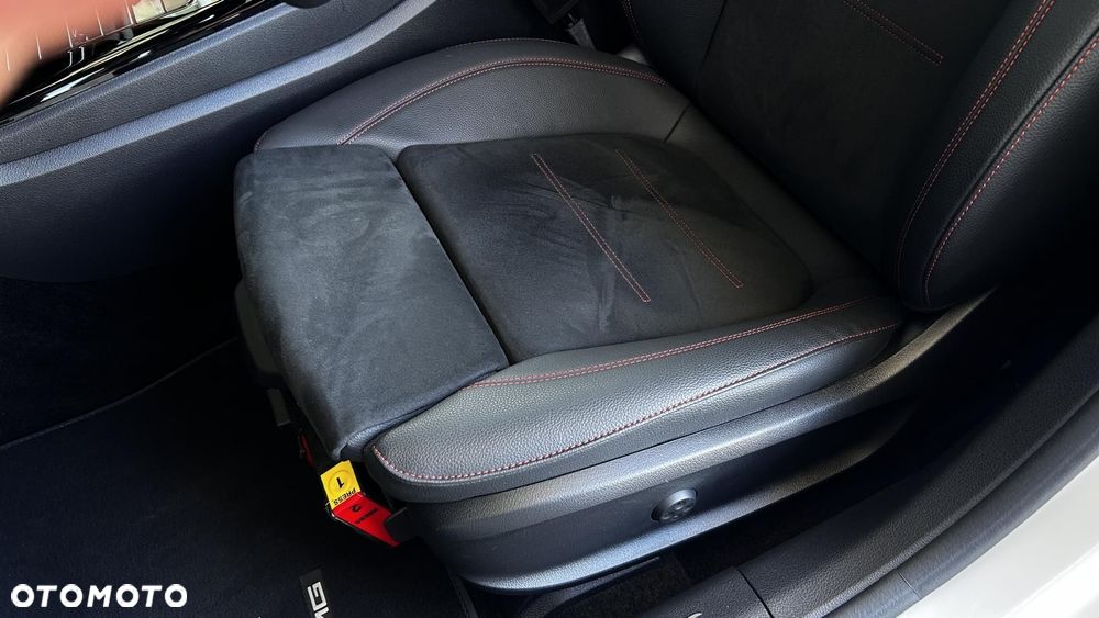 Mercedes-Benz Klasa A 220 4-Matic AMG Line 8G-DCT - 13