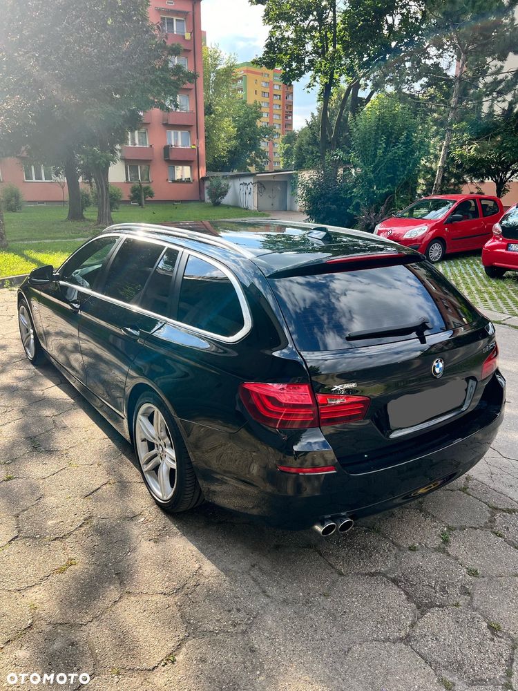 BMW Seria 5 520d xDrive - 4