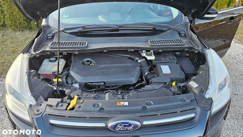 Ford Kuga 1.6 EcoBoost 2x4 Trend - 18