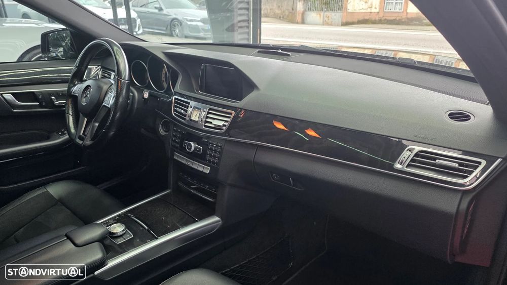 Mercedes-Benz E 300 - 21