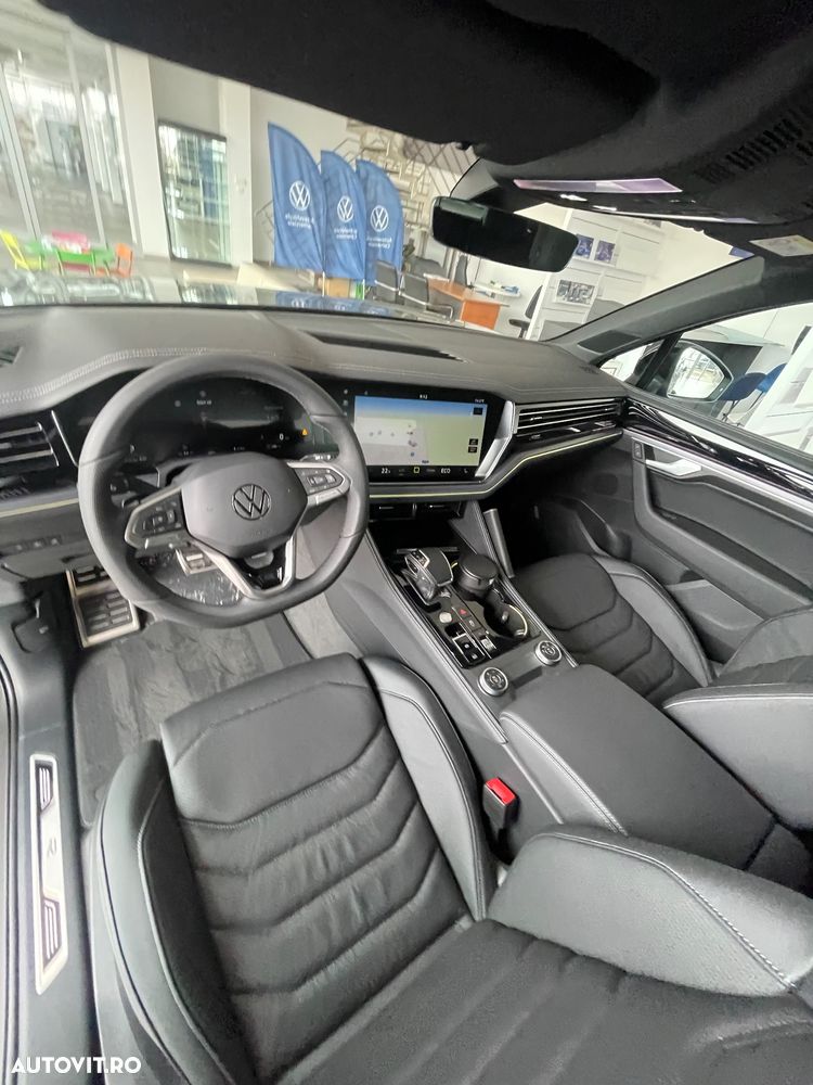 Volkswagen Touareg V6 TDI 4MOTION R-Line - 11