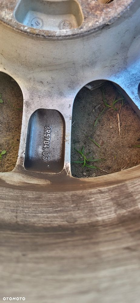 KOLA FELGI 195.50.15 ET37 4X100 MITSUBISHI - 17