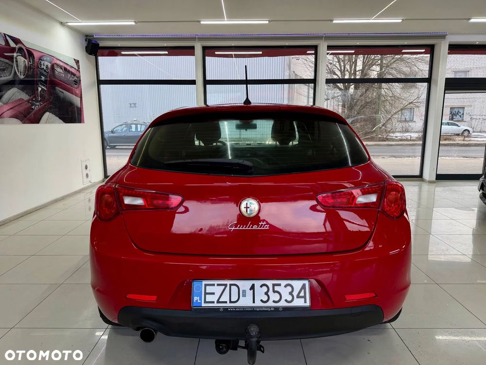 Alfa Romeo Giulietta 1.6 JTDM 16V Veloce - 7