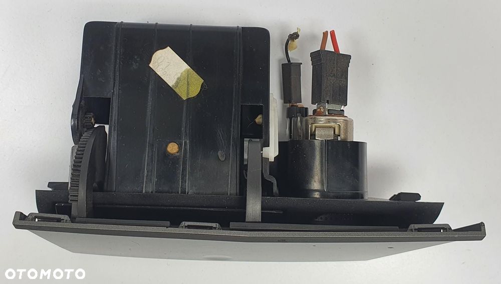 POPIELNICZKA OPEL ASTRA III H 13133284 - 4