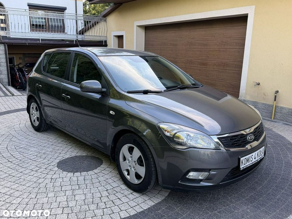 Kia Ceed - 2