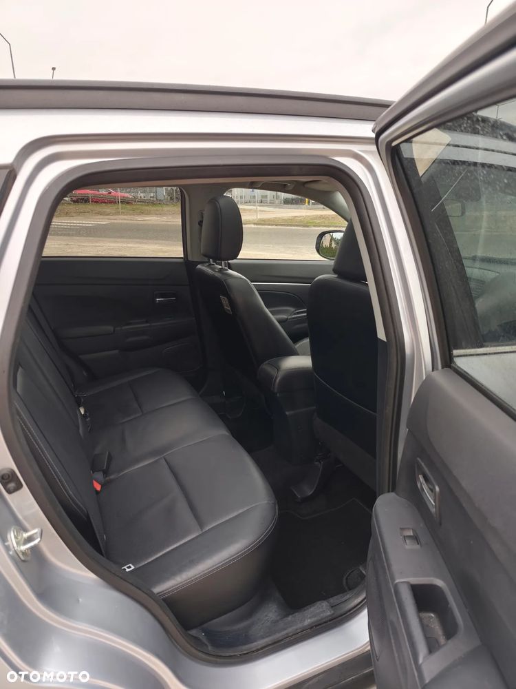 Mitsubishi ASX 1.8 DID Instyle NAVI 4WD AS&G - 8