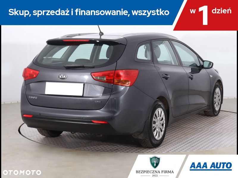Kia Ceed - 6