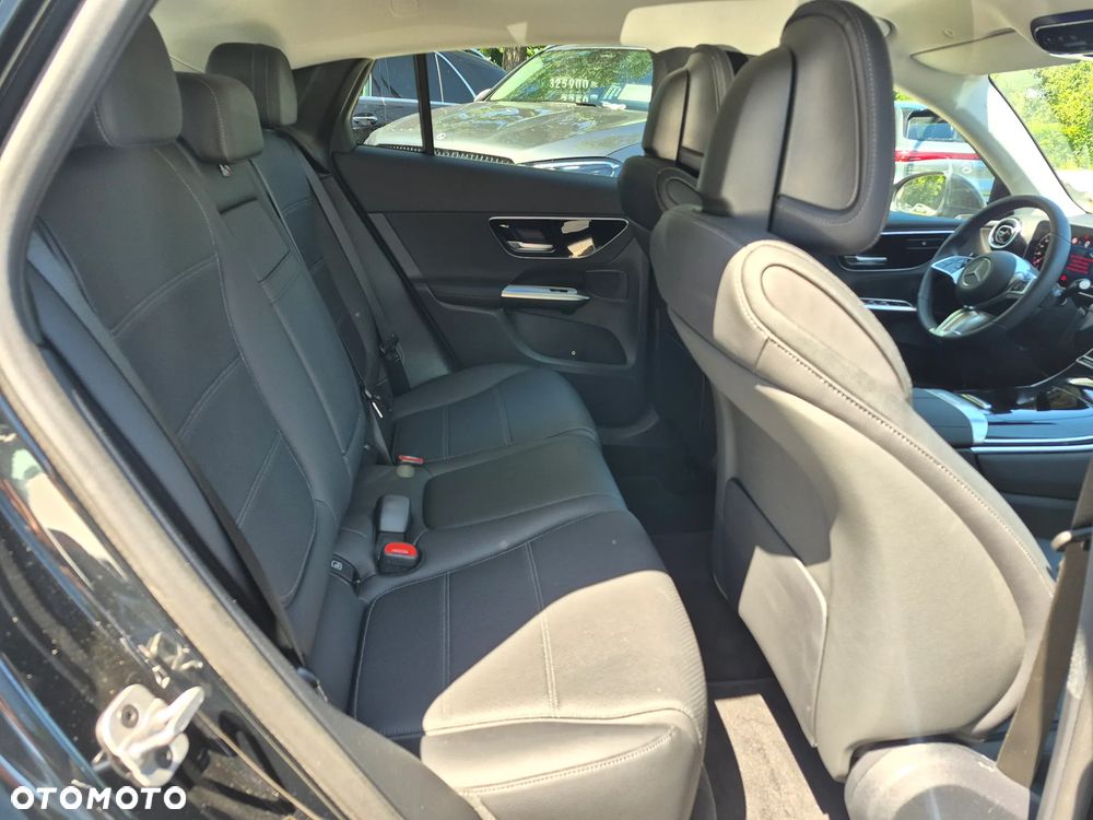 Mercedes-Benz GLC - 31