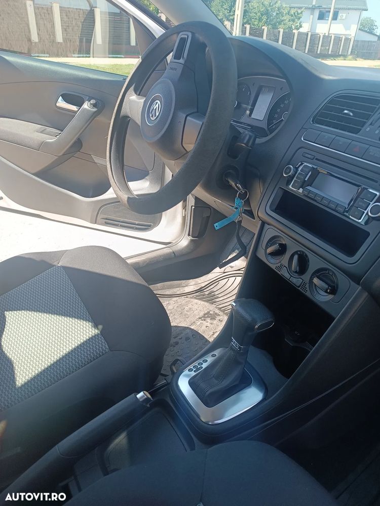 Volkswagen Polo 1.4 DSG Team - 6