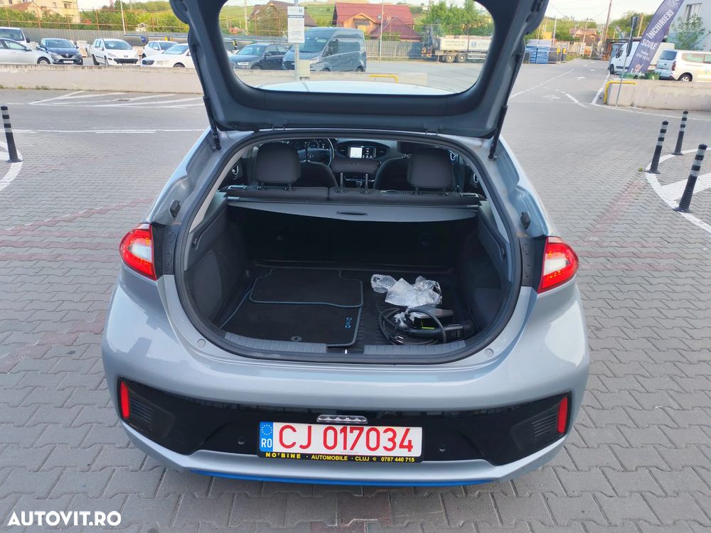 Hyundai IONIQ 1.6 GDI Premium - 10