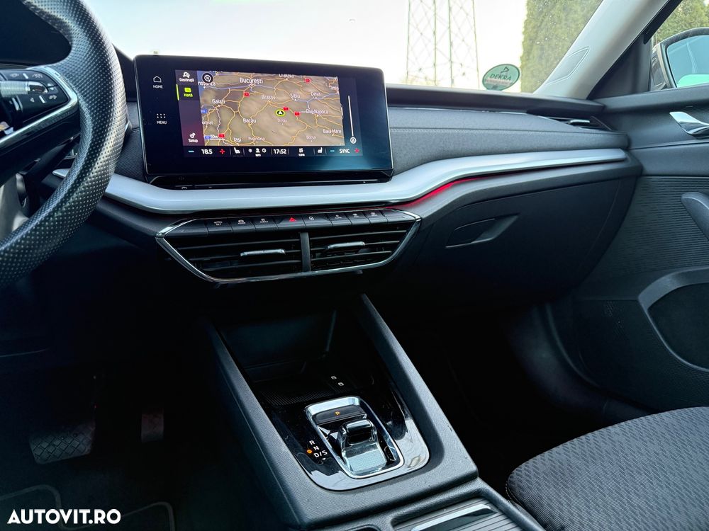 Skoda Octavia 2.0 TDI DSG First Edition - 25