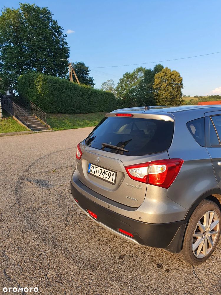 Suzuki SX4 - 4