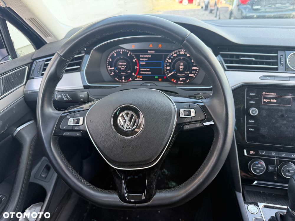 Volkswagen Passat 1.4 TSI ACT (BlueMotion Technology) DSG Highline - 9