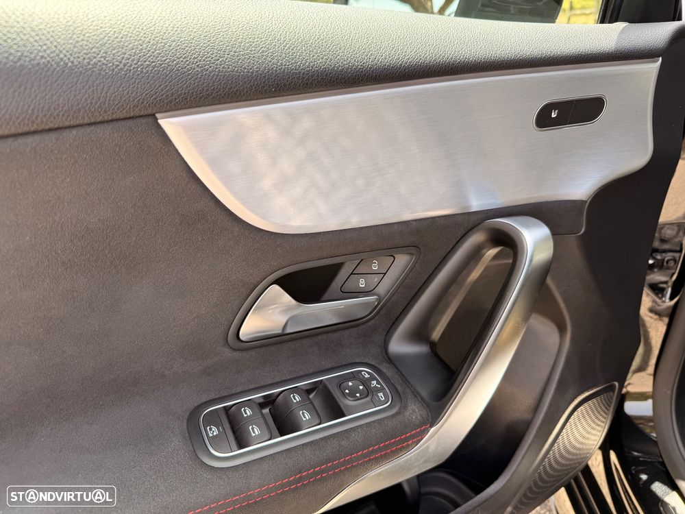 Mercedes-Benz A 180 d 8G-DCT AMG Line - 15