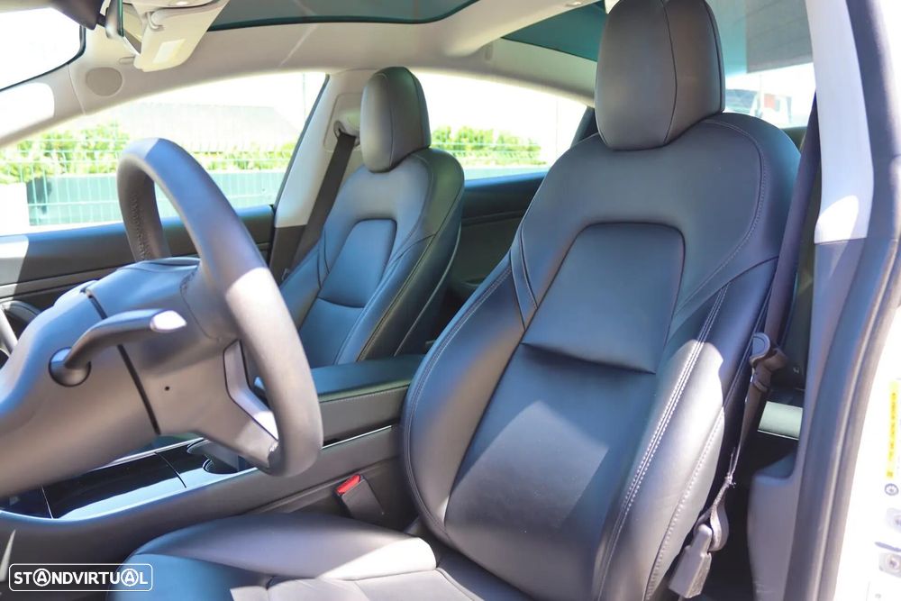 Tesla Model 3 Standard Range Plus RWD - 11
