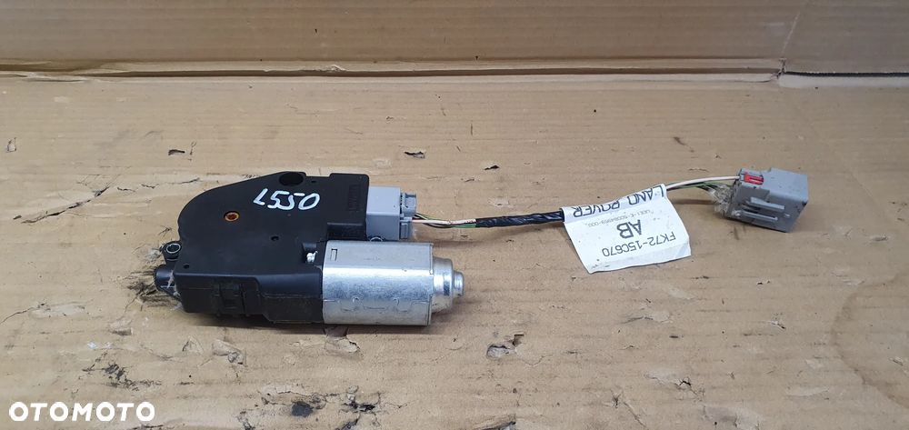 Silniczek szyberdachu Land Rover Discovery Sport L550 1741598 - 2