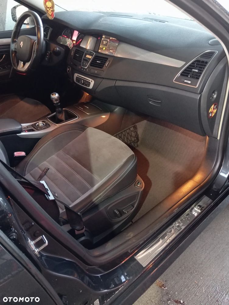 Renault Laguna dCi 150 FAP Start-Stop Dynamique - 6