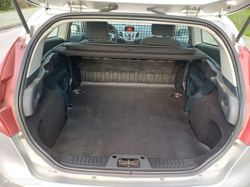 Ford Fiesta 1.4 TDCI Trend - 12